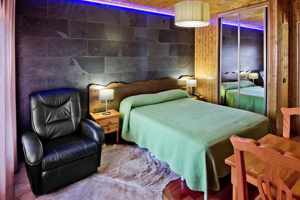 Hotel Dona Blanca Albarracín Værelse billede